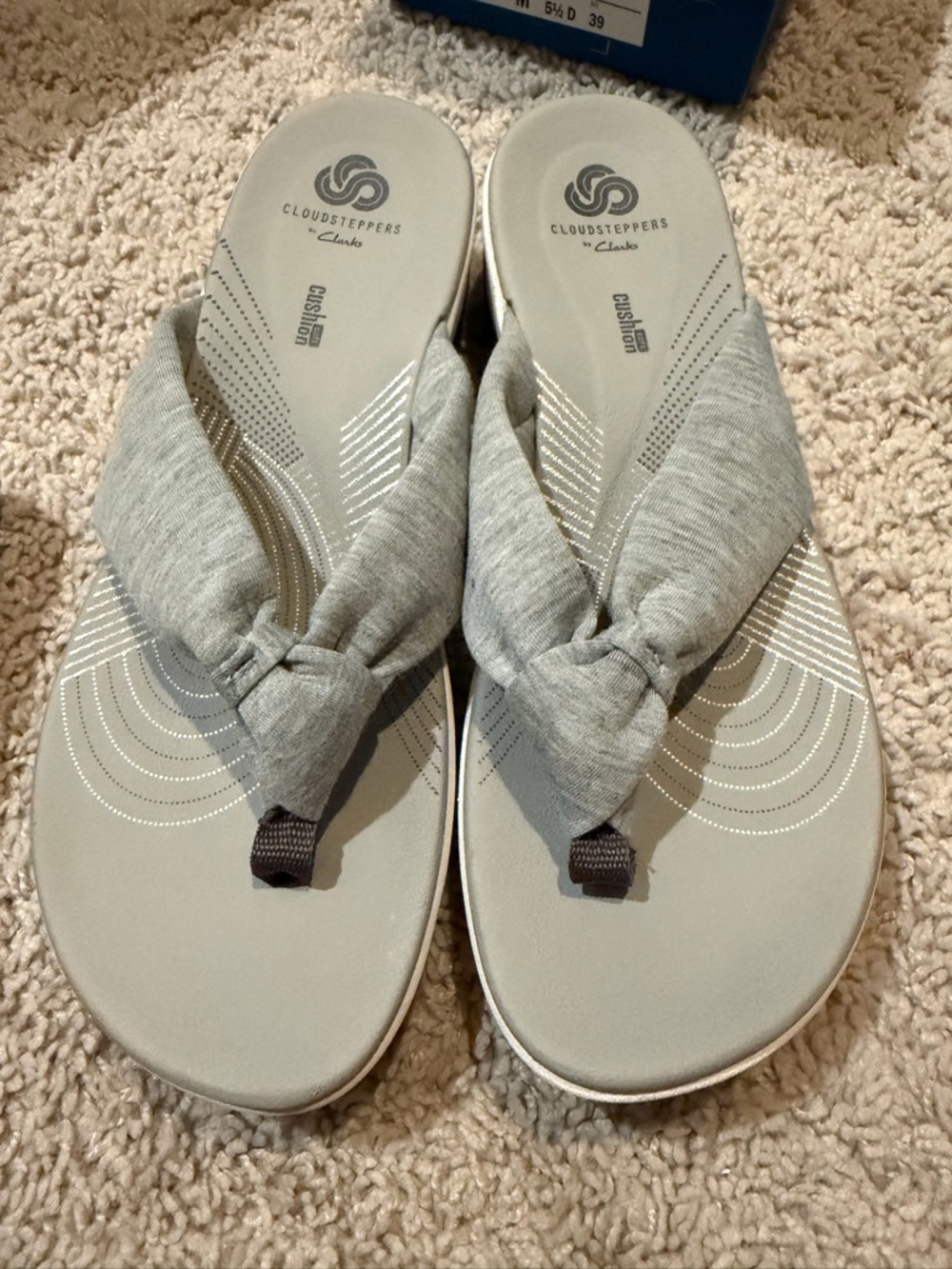 Clarks Cloudsteppers Arla Glison Gray Sandals Comfort Flip Flops 8 - Picture 2 of 6